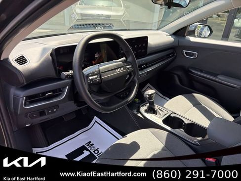 Used 2025 Kia K4 FWD image 30