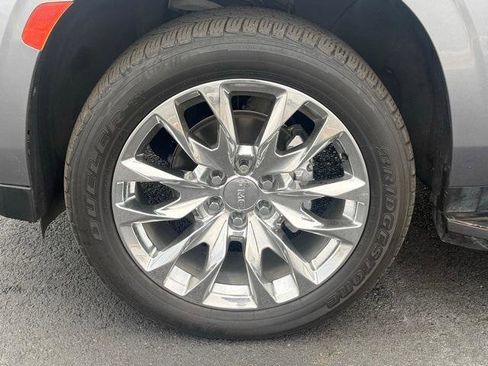 Used 2021 GMC Yukon XL Denali image 24