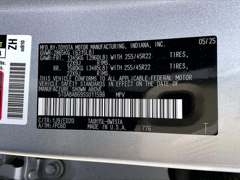 Used 2025 Lexus TX 500h AWD w/ Technology Package image 30