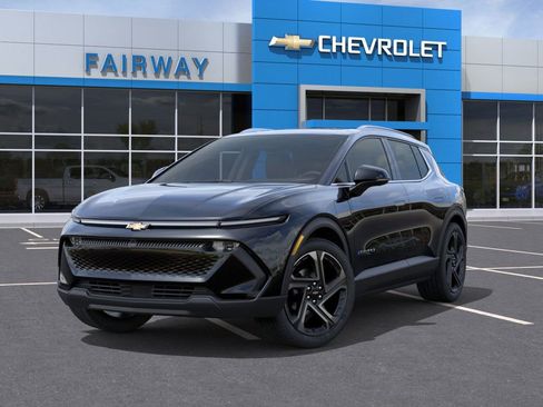 New 2026 Chevrolet Equinox EV LT FWD image 6