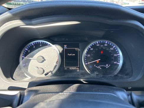 Used 2019 Toyota Highlander LE image 12