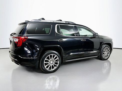 Used 2023 GMC Acadia Denali w/ Denali Ultimate Package image 7