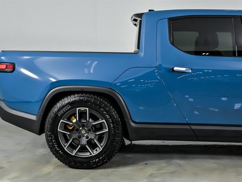 Used 2025 Rivian R1T Premium AWD/4WD image 13