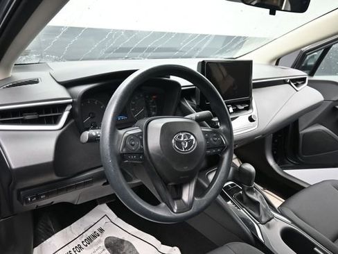 Used 2024 Toyota Corolla LE FWD image 13