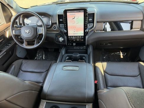 Used 2025 RAM 1500 Limited AWD/4WD image 24