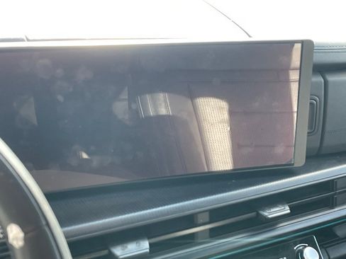 Used 2025 Hyundai Santa Fe Calligraphy image 10