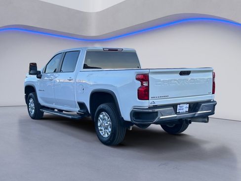 Used 2024 Chevrolet Silverado 2500 LT image 9