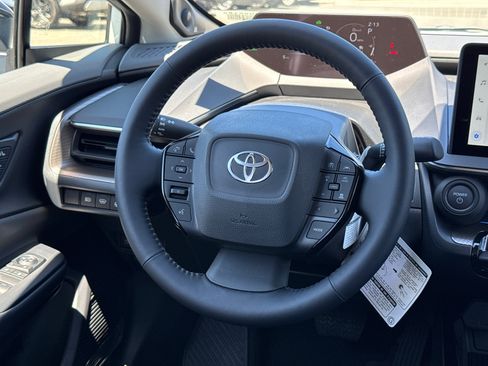 New 2027 Toyota Prius Limited FWD image 24