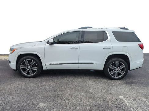 Used 2019 GMC Acadia Denali image 22
