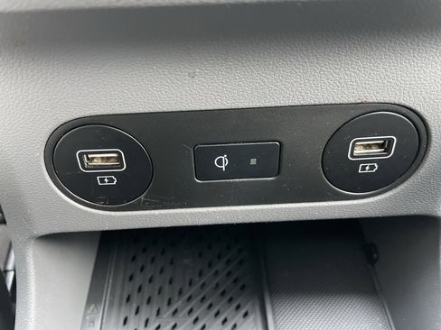 Used 2023 Hyundai Ioniq 5 Limited image 57