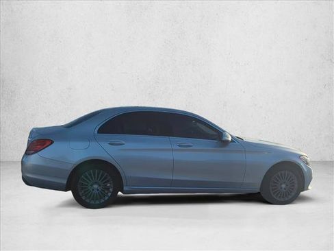 Used 2015 Mercedes-Benz C 300 4MATIC Sedan image 4