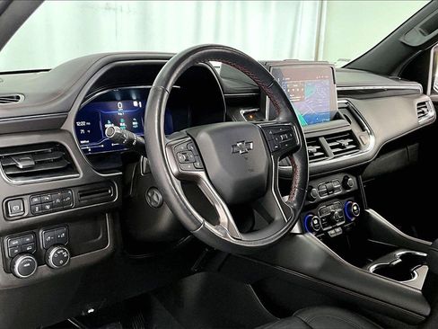 Used 2022 Chevrolet Suburban RST w/ Luxury Package image 14