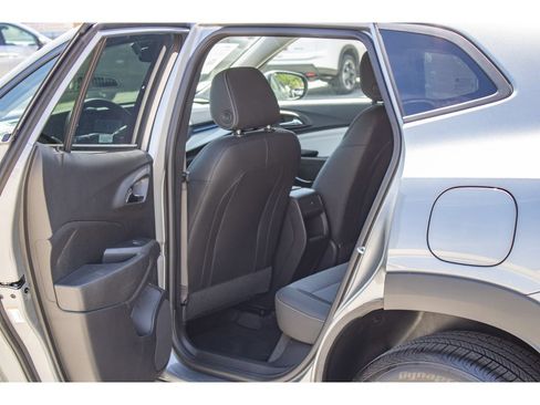Used 2026 Chevrolet Trax LT w/ Driver Confidence Package FWD image 14