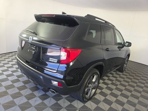 Used 2019 Honda Passport Touring image 4