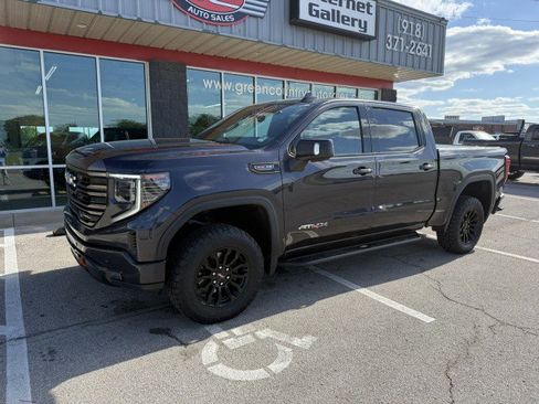 Used 2022 GMC Sierra 1500 AT4X AWD/4WD image 1