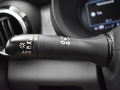 Used 2023 Nissan Kicks SV image 25