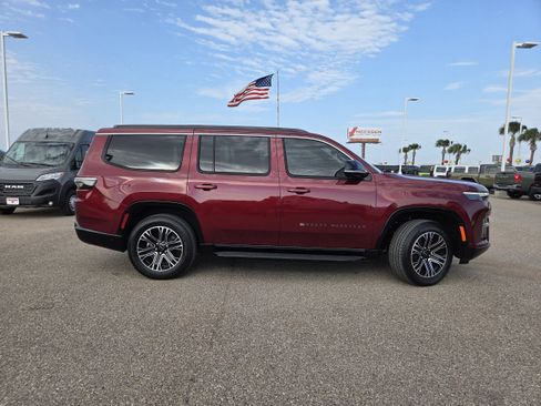 New 2026 Jeep Grand Wagoneer 2WD image 8