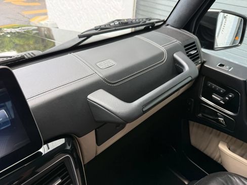 Used 2017 Mercedes-Benz G 550 image 23