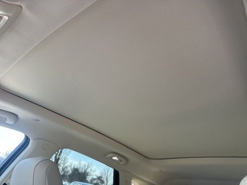 Used 2020 Cadillac XT5 Premium Luxury w/ LPO, Floor Liner Package image 26