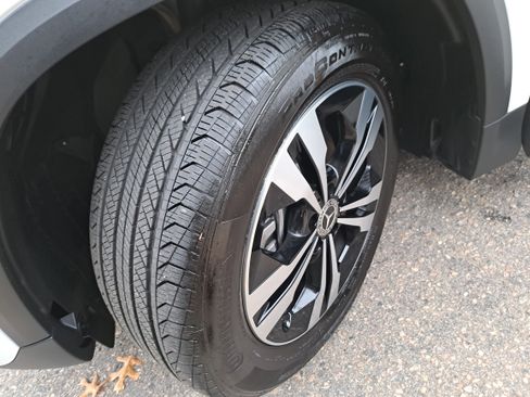 Certified 2025 Mercedes-Benz GLA 250 4MATIC image 33