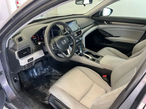 Used 2019 Honda Accord LX image 12