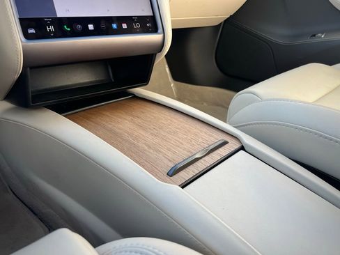 Used 2018 Tesla Model S 100D image 58