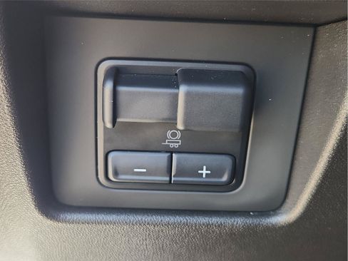 Used 2023 GMC Canyon AT4 AWD/4WD image 18