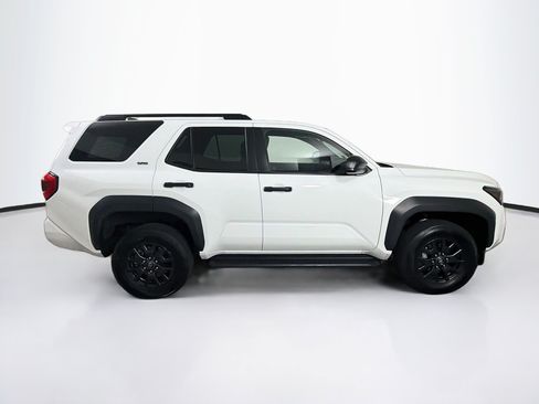 Used 2025 Toyota 4Runner SR5 AWD/4WD image 10