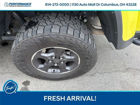Used 2023 Jeep Gladiator Rubicon w/ Cold Weather Group AWD/4WD image 11