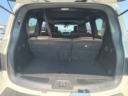 Used 2020 Nissan Armada Platinum w/ Platinum Reserve Package RWD image 18