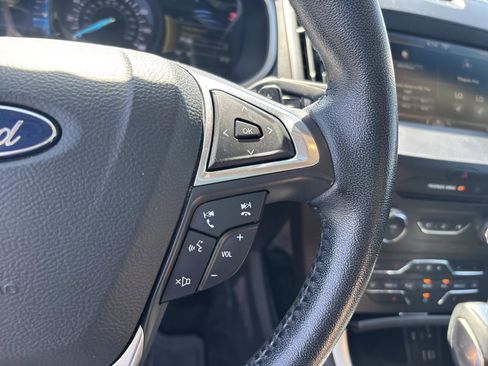 Used 2015 Ford Edge SEL w/ Equipment Group 201A FWD image 21