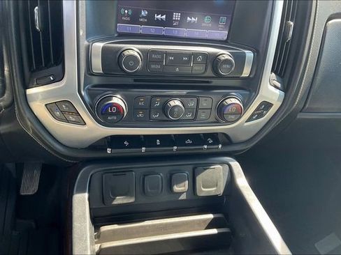 Used 2017 GMC Sierra 1500 SLT w/ SLT Premium Package image 32