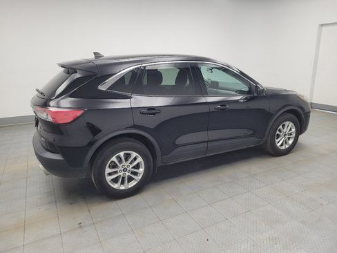 Used 2020 Ford Escape SE image 10