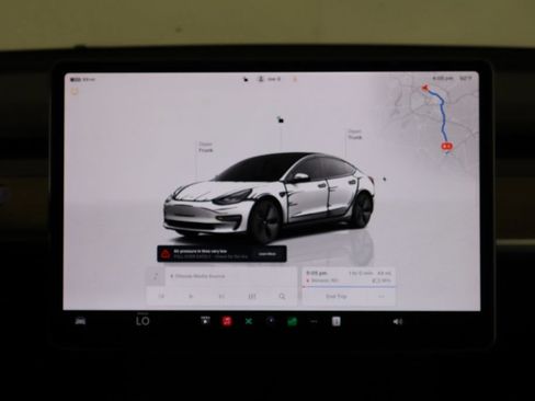 Used 2023 Tesla Model 3 Standard Range RWD image 23