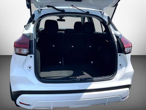 Certified 2025 Nissan Kicks Play S FWD image 25