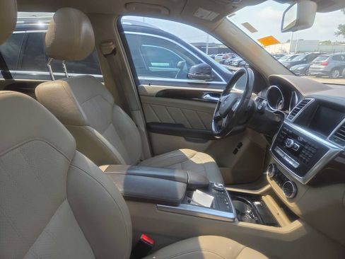 Used 2016 Mercedes-Benz GL 450 4MATIC image 7