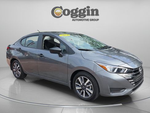 Used 2024 Nissan Versa S w/ S Plus Package FWD image 7