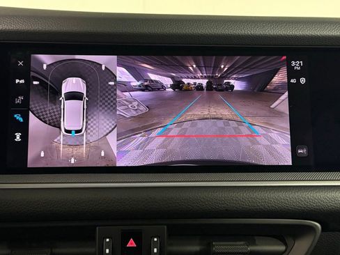 Certified 2025 Porsche Cayenne image 31