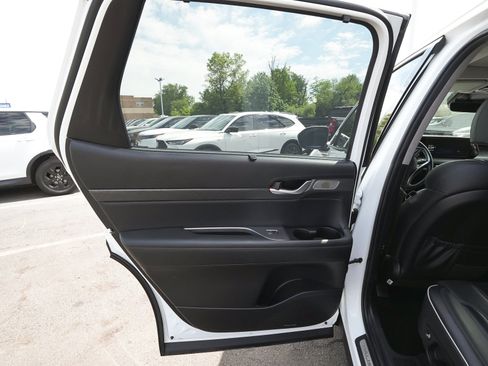 Used 2023 Hyundai Palisade Limited w/ Cargo Package AWD/4WD image 12
