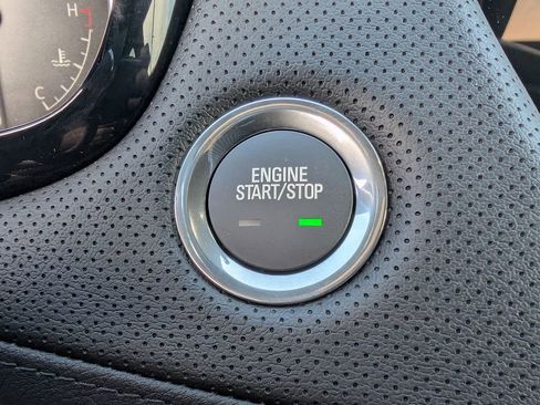 New 2026 Cadillac XT5 Luxury image 30