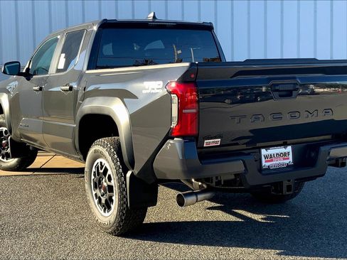 New 2025 Toyota Tacoma TRD Off-Road image 3