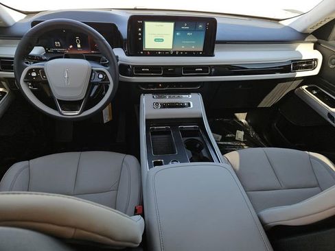 New 2026 Lincoln Aviator Reserve image 5