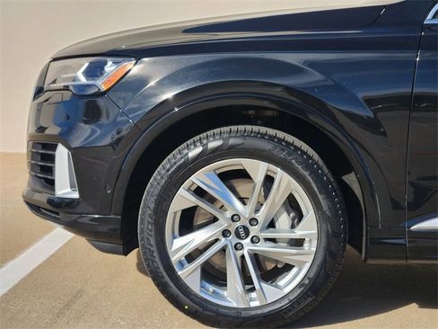 Used 2022 Audi Q7 3.0T Premium Plus image 9