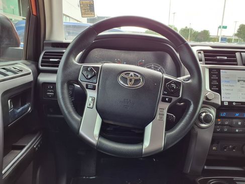 Used 2022 Toyota 4Runner Limited RWD image 14