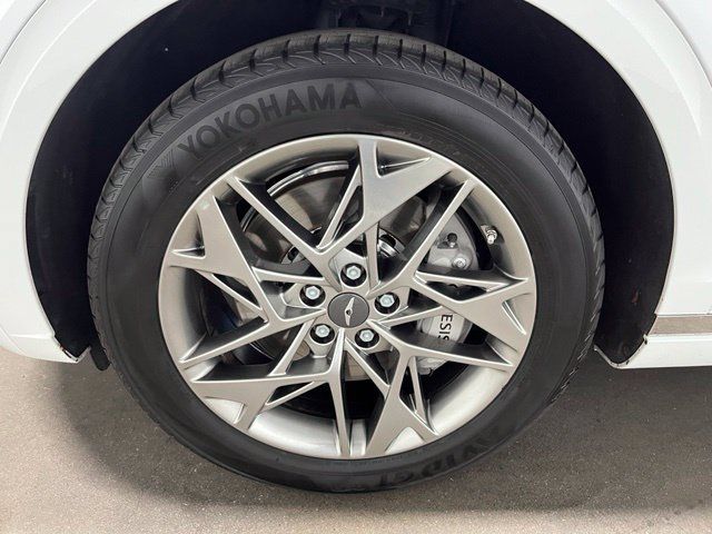 Used 2025 Genesis GV70 2.5T AWD/4WD image 28