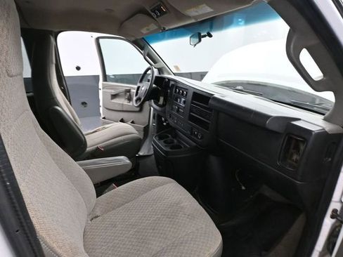 Used 2017 Chevrolet Express 3500 LT w/ LT Preferred Equipment Group image 43