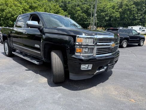 Used 2015 Chevrolet Silverado 1500 High Country w/ High Country Premium Package image 25