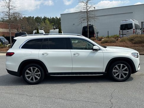 Used 2023 Mercedes-Benz GLS 450 4MATIC image 9