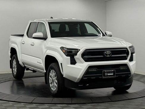 New 2026 Toyota Tacoma SR5 image 5