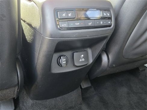 Certified 2023 Hyundai Palisade Limited image 17